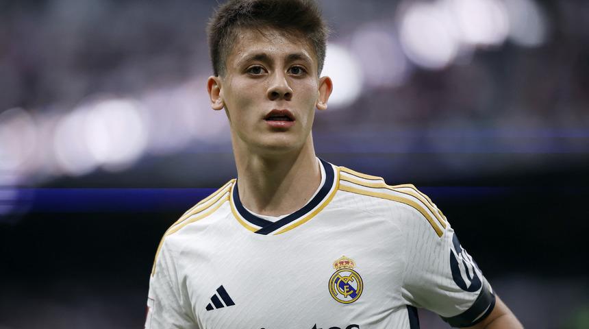 Arda Güler'in ilk 11 başladığı mücadelede Real Madrid şampiyonluk meşalesini yaktı!
