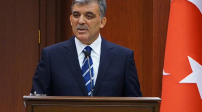 Gül: AB, Türkiye'ye vize politikasını...