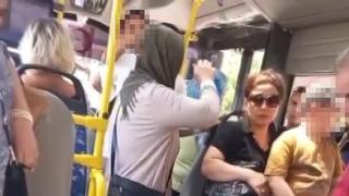Otobüs şoförü ile yolcu arasında ‘ücret’ tartışması! O anlar kamerada