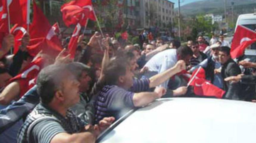 Akiller bu kez otele sığındı