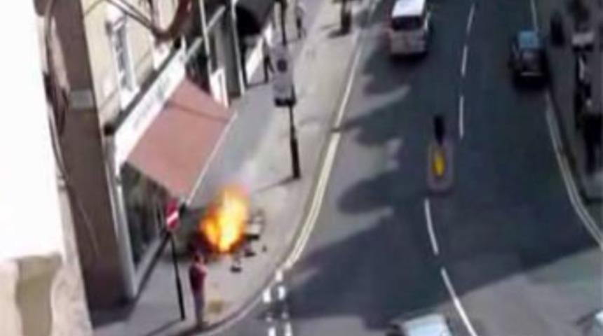 Londra'da 'bomba etkisi' yapan patlama