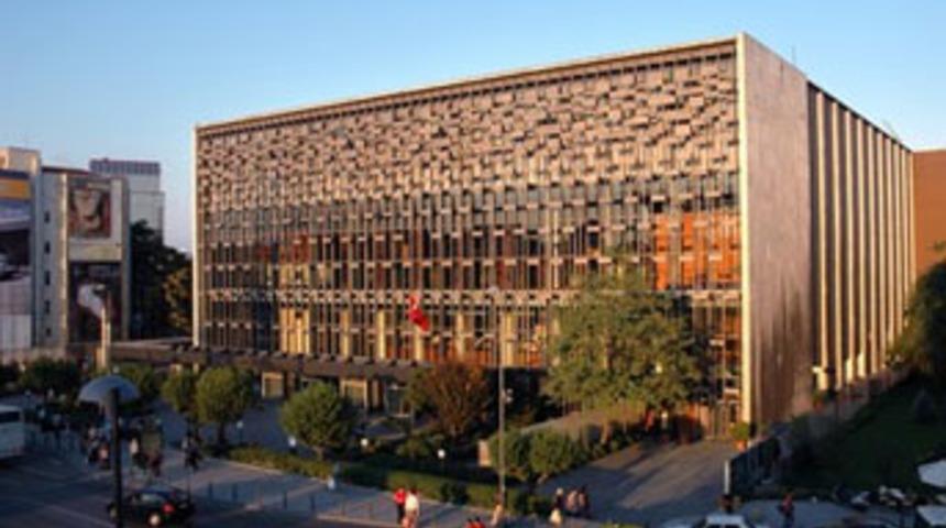 AKM&rsquo;de mi yıkılacak?