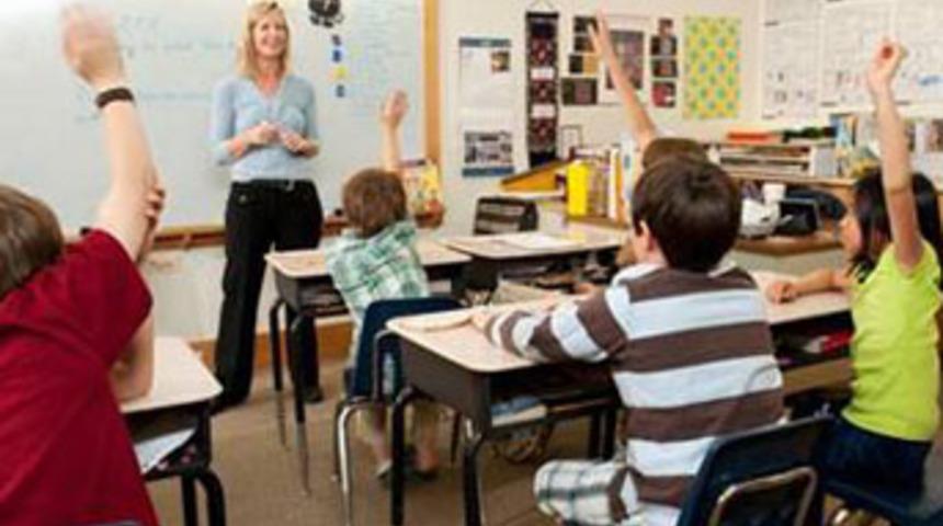 'Okullarda porno eğitimi verilsin'