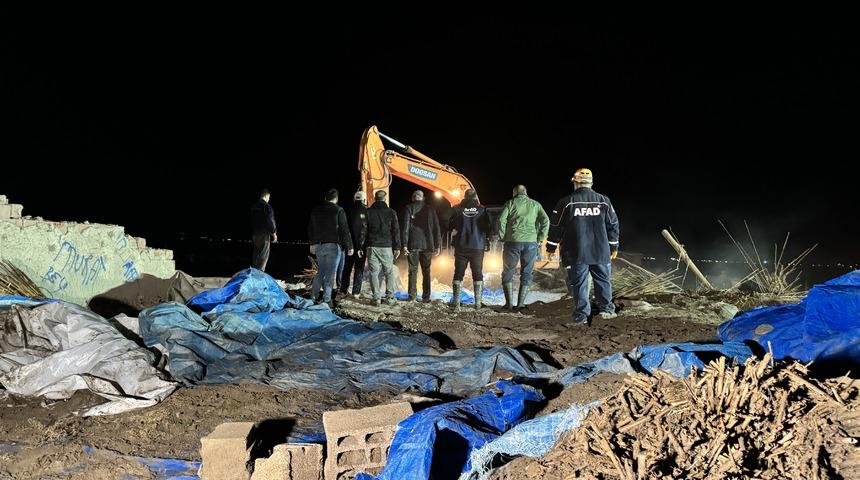 Aksaray'da ağılın çökmesi sonucu 50 küçükbaş telef oldu