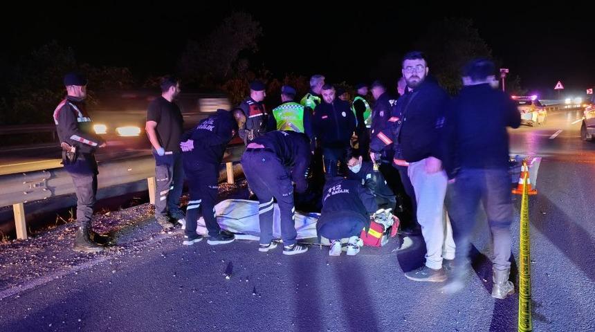 Sakarya'da bariyere çarpan motosikletin sürücüsü öldü
