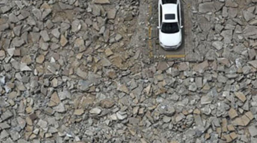 D&uuml;nyanın en yalnız otomobili