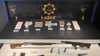 Ankara'da uyuşturucu ticareti yapan ve satın alan 12 kişi yakalandı
