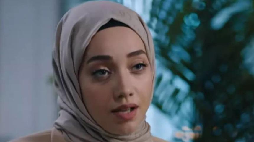 Kızılcık Şerbeti'nin Görkem'i Özge Özacar'ın gerçek hayattaki hali şaşırttı! Son pozlarına yorum yağdı