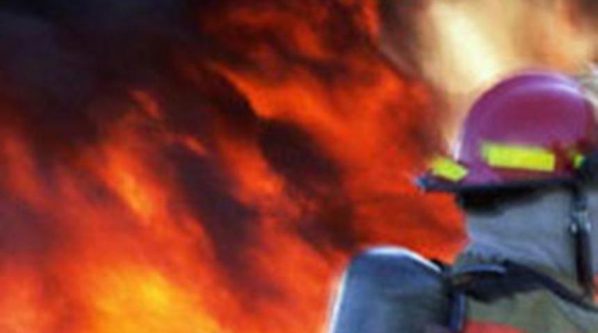 3 yaşındaki &ccedil;ocuk yangın kurbanı