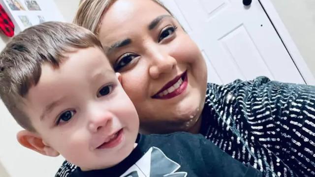 Parkta açılan bir çukurda 3 yaşındaki çocuk ve annesi başından vurulmuş halde bulundu! Son görüntüleri ortaya çıktı... Oğluna 'elveda' de