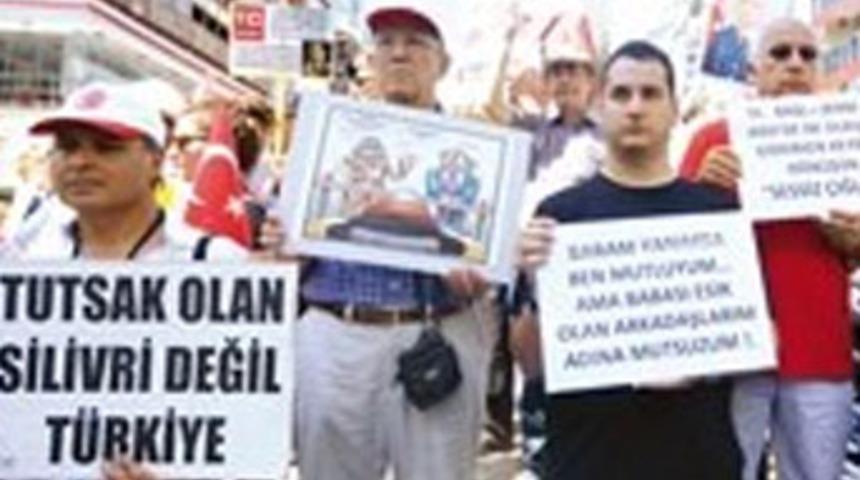 'Ter&ouml;rist değil komando yetiştirdik'