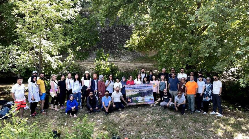 Şanlıurfa’da doğaseverler küresel ısınmaya dikkat çekti