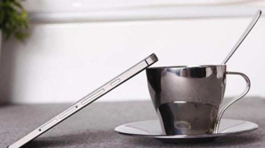 Ascend P6 Google Edition i&ccedil;in kollar sıvandı