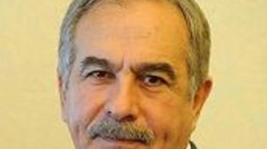 Eski bakan hastaneye kaldırıldı!