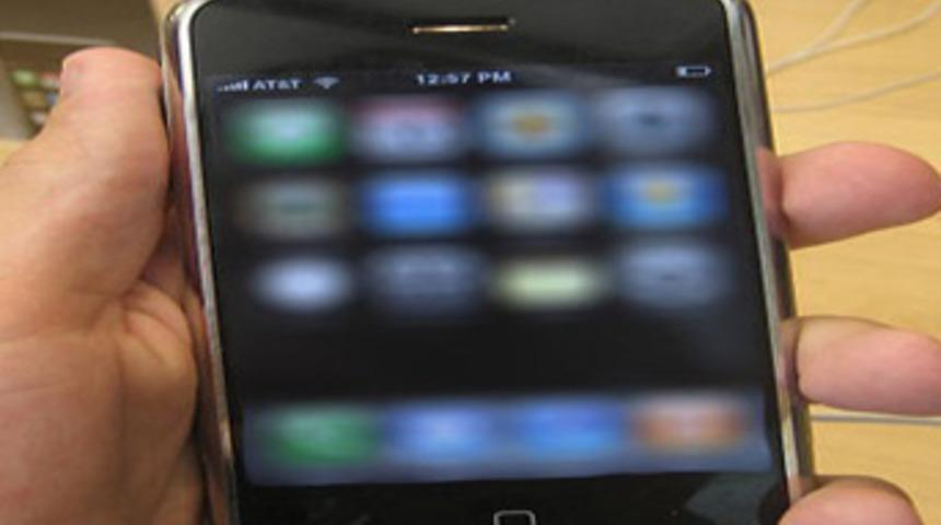 İlk iPhone 6 yıl &ouml;nce bug&uuml;n satışa sunuldu