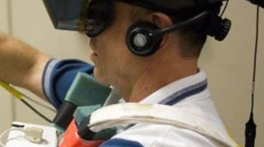 En ger&ccedil;ek&ccedil;i sanal seks!