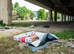 Tren altı yaşam alanı oluyor