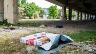 Tren altı yaşam alanı oluyor