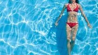 Yüzerken lens kullanmak tehlikeli