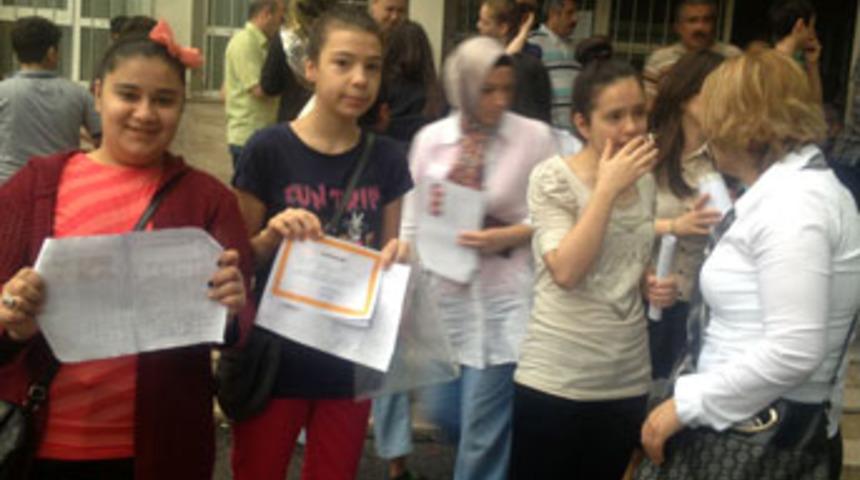 Okullarda karne heyecanı