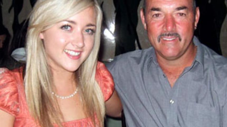 Efsane kalecinin kızı striptizci &ccedil;ıktı