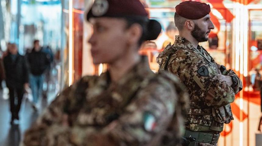 İtalya'da bir kentte kırmızı alarm! Okullarda eğitime ara verildi, 36 bin kişi tahliye edildi