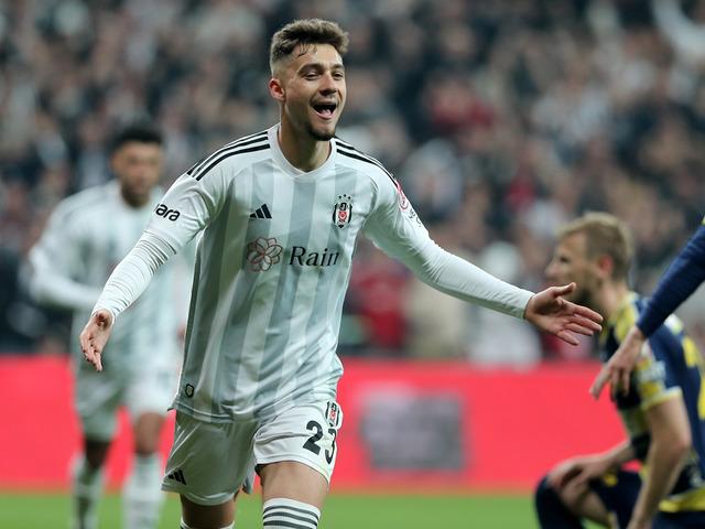 Ernest Muci, Beşiktaş'ta parıl parıl parıldıyor!