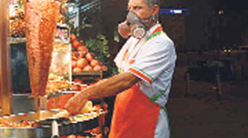 &lsquo;Biber gazı soslu d&ouml;ner&rsquo;