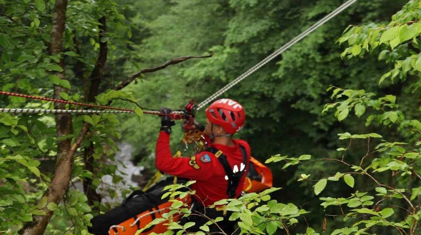 Jandarmadan nefes kesen tatbikat