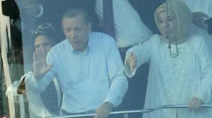 Erdoğan &ccedil;iftinin panik anı