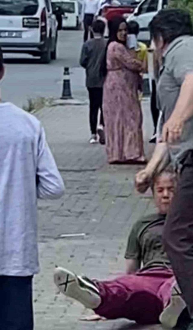 Kadına şiddet kamerada: Sokak ortasında tekme tokat dövdü! 'Git babanı çağır' 640xauto