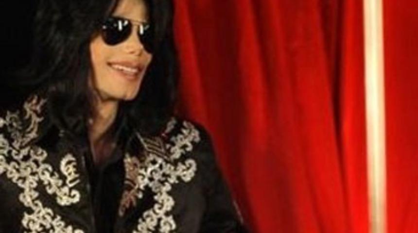 "Michael Jackson 60 gün gerçek uyku uyumadı"