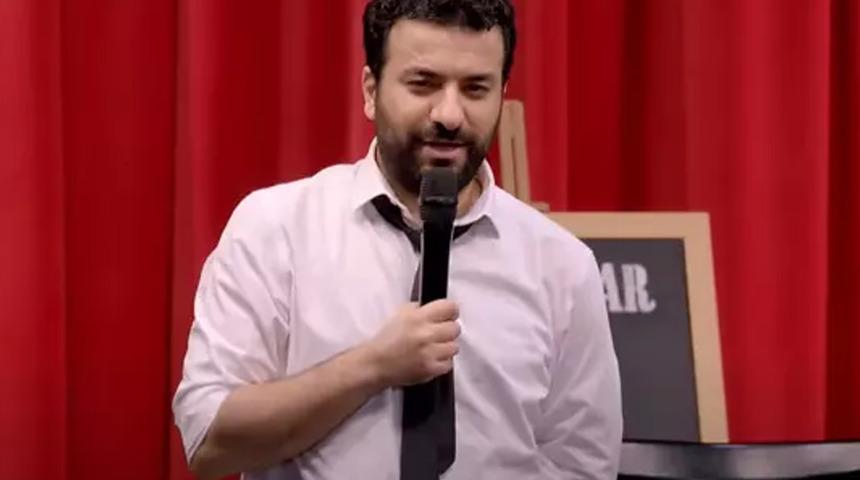 Hasan Can Kaya'nın sunduğu Konuşanlar programındaki o sahne sosyal medyayı salladı! O sözleri olay oldu! "Ayakta farklı yatakta farklı..."