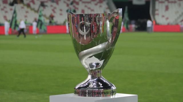 Ziraat Türkiye Kupası'nda finalin adı belli oldu! Fatih Karagümrük'ü 4-0 mağlup eden Trabzonspor, Beşiktaş'ın rakibi oldu... 640xauto