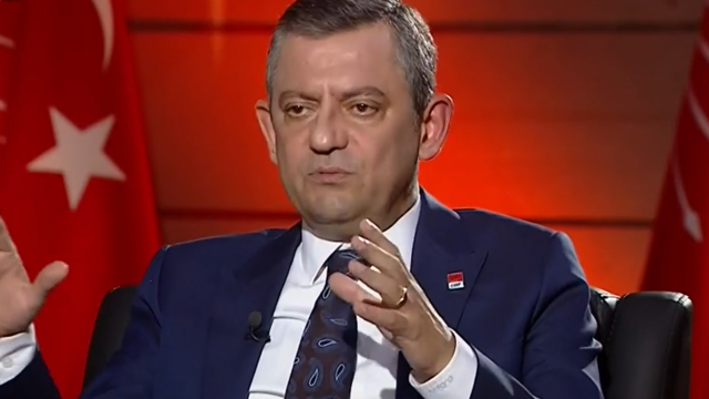 Özgür Özel, Cumhurbaşkanı Erdoğan'a sunduğu dosyayı canlı yayında açıkladı! "Bunu ilk kez söylüyorum..."