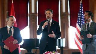 Bakan Bayraktar duyurdu! BOTAŞ ile ExxonMobil arasında LNG ticaretine ilişkin işbirliği anlaşması imzalandı 