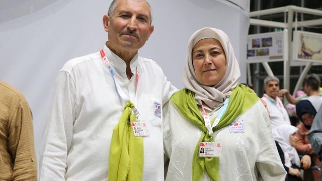 İzmir'de ilk hac kafilesi kutsal topraklara uğurlandı