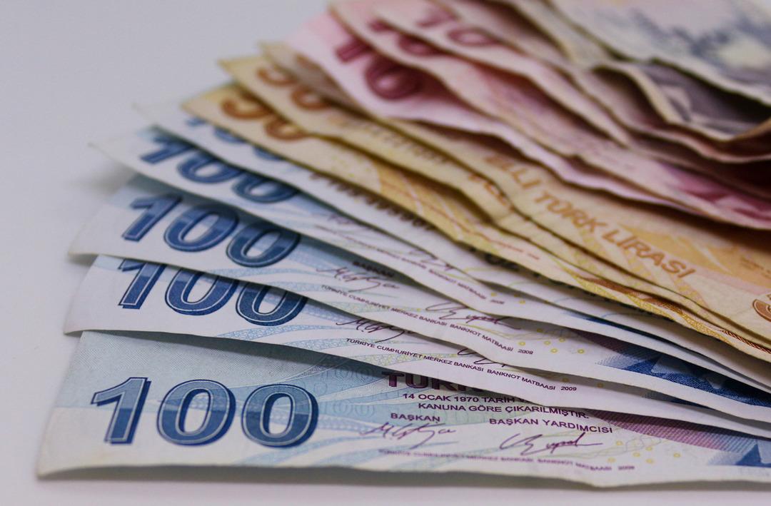 Bakan Işıkhan zam yok demişti ama... Asgari &uuml;crete ara zamda son kulis! Canlı yayında rakam duyurdu