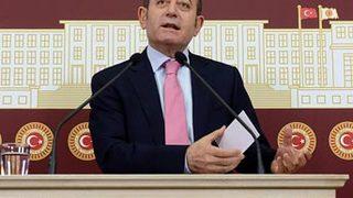 'Başbakan balkondan indi, TOMA'ya bindi'