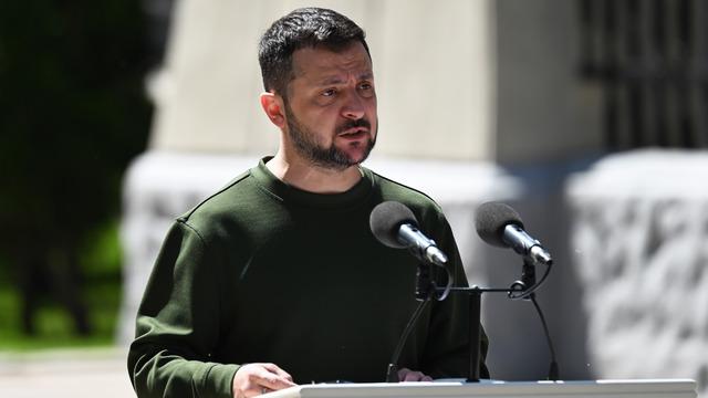 Ukrayna'da suikast iddiası! Zelenskiy kritik ismi görevden aldı! Putin'e hediye olacaktı, başarısız oldu