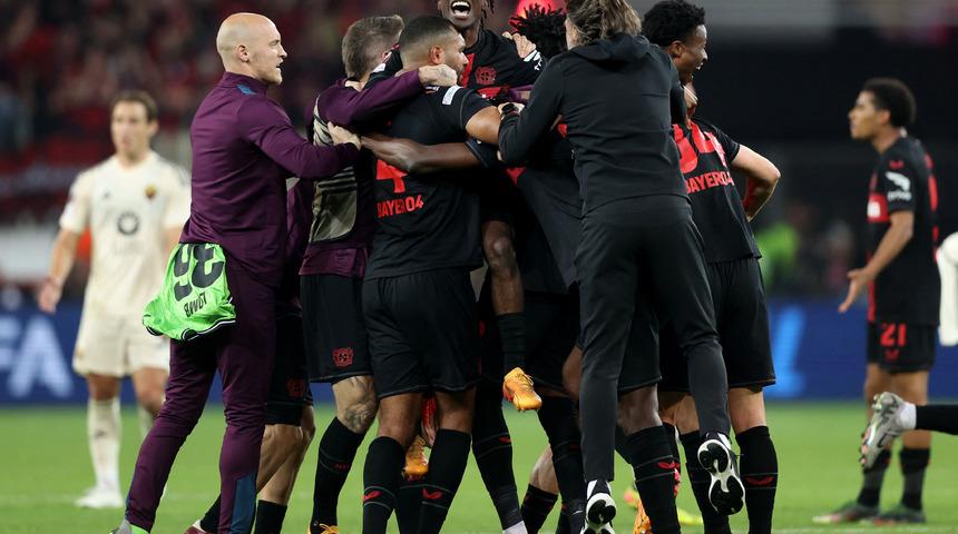 UEFA Avrupa Ligi'nde finalin adı Atalanta-Bayer Leverkusen! Kendi kalesine attıkları golle finali kaçırdılar, Leverkusen 90+7'de attığı golle tarihi rekoru kırdı