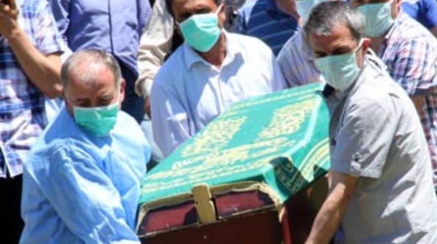 &Ouml;yle bir şey sakladı ki canından oldu