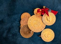 Altın fiyatları yükselişe geçti! Gram altında 'dolar' detayı! İslam Memiş, altının yönüne işaret etti: "Bundan sonraki ana trend..."  