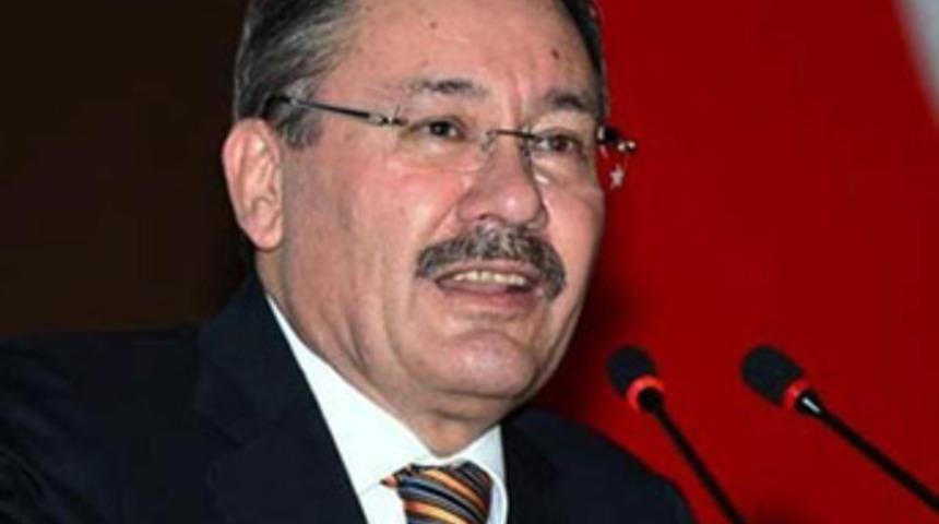 Gökçek'ten takipçisine çirkin yanıt