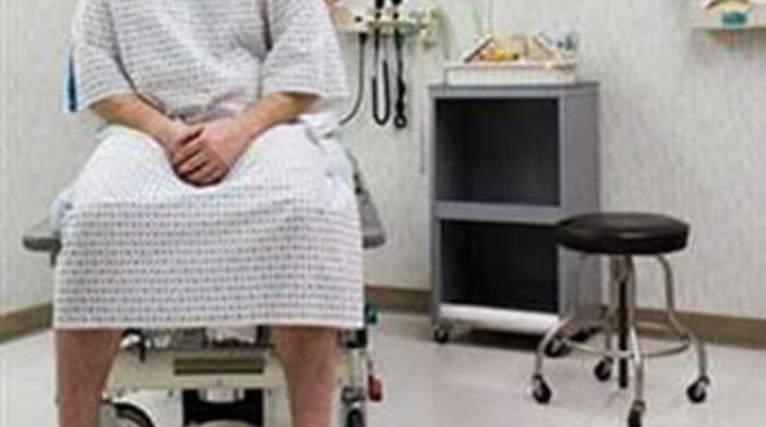 Aslında kadın olduğunu &ouml;ğrendi