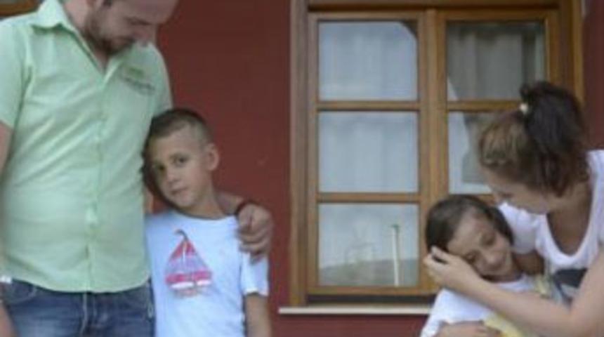 Komşuda en b&uuml;y&uuml;k kriz yetimler!