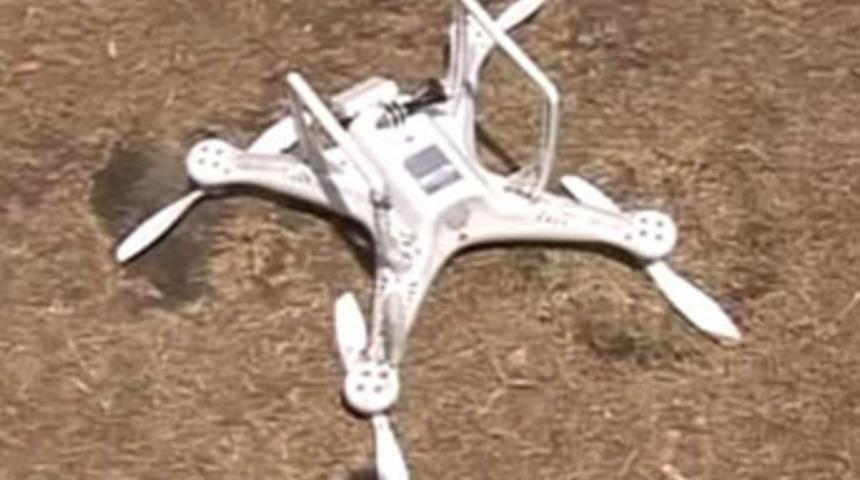 Polis kameralı helikopter d&uuml;ş&uuml;rd&uuml;