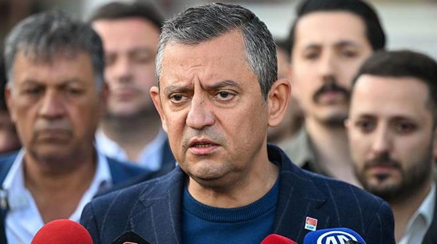 &Ouml;zg&uuml;r &Ouml;zel 'Sonu&ccedil; alamazsak m&uuml;cadele edeceğiz' diyerek duyurdu: 'Sokaklar, meydanlar bizimdir'