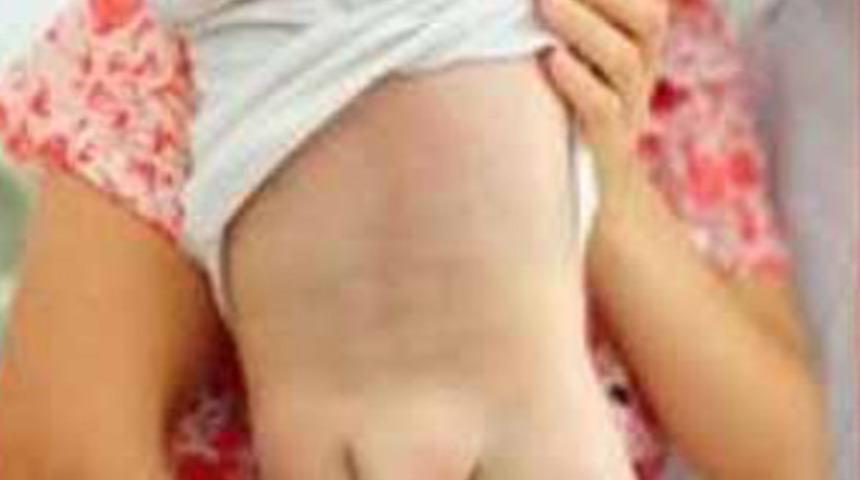 Kuyruklu bebek g&ouml;renleri şaşırtıyor