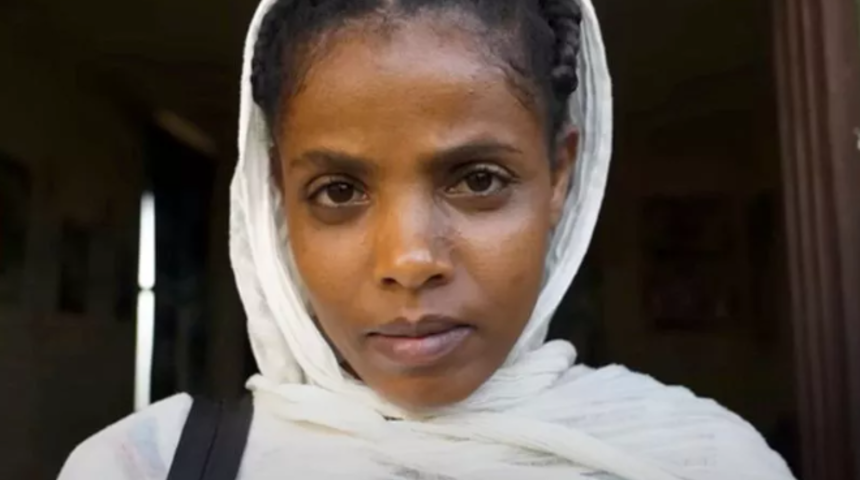 16 yıldır tek bir lokma yemek yemedi, 1 yudum bile su içmedi! Doktorlar duruma anlam veremiyor... "Tanrı'nın işi"